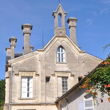 Chateau Du Roc Saint-Thomas-de-Conac Exterior photo